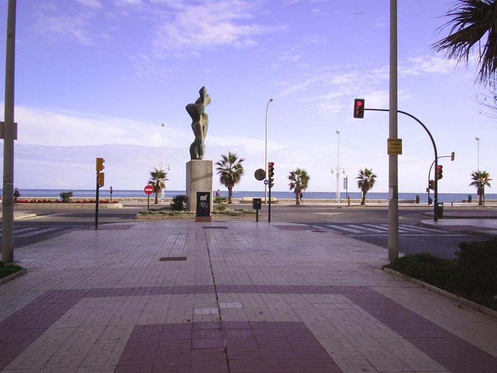 Apartamento Huelin, A 5 Minutos A Pie De La Playa Малага Экстерьер фото